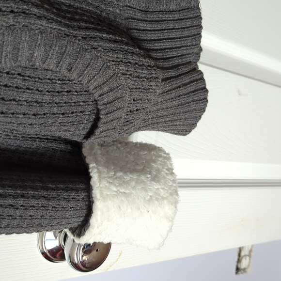 North style soft sweater jacket - Picture 3 of 4